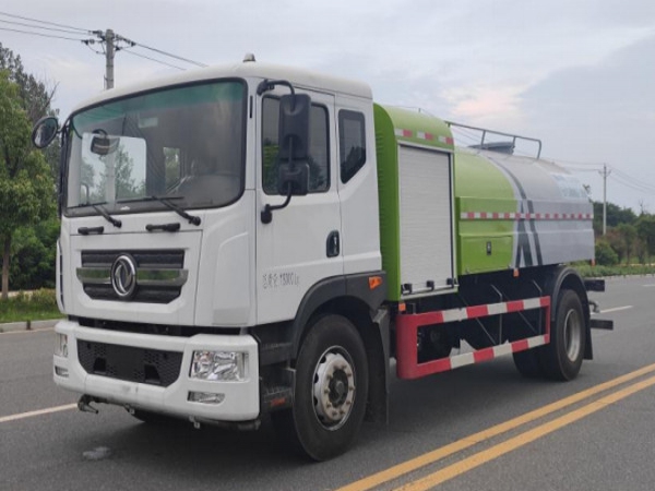 11立方純電動(dòng)灑水車